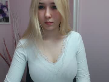 girl lila_page image #1096190