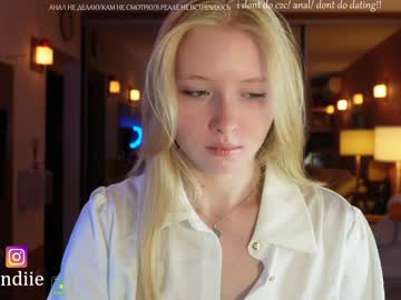 girl bestblondiiecb image #4332490