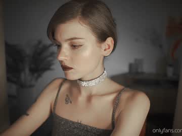 girl auddicted image #1002883