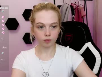 girl small_blondee image #4308021