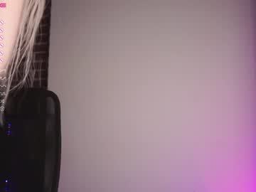 girl yolandabertha image #4347903