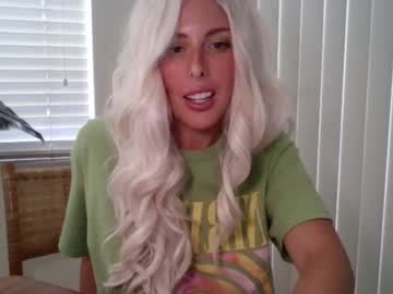 girl catberg image #5183853