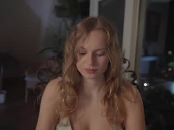 girl chillwithkira image #962797