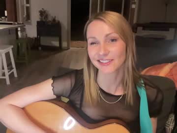 girl kaileeshy image #1612461