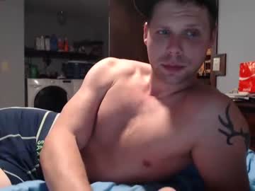 man lancehardin image #6284966