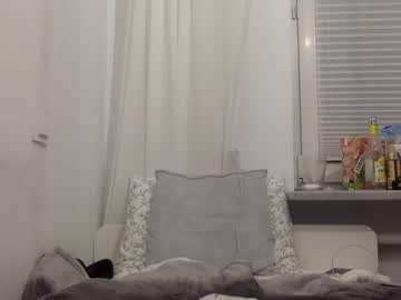 girl xprsv image #4161338