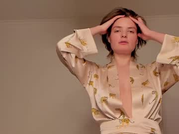 girl sonya_vogue image #742380