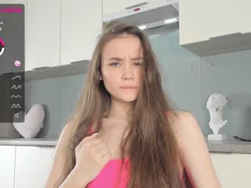 girl miaaperry image #3773626