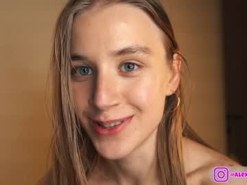 girl alexispeach image #577304