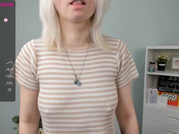 girl _naked_heart_ image #5629535