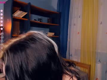 girl deliaderrick image #6648399