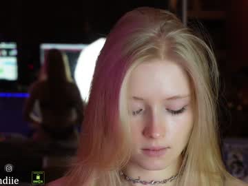 girl bestblondiiecb image #6117665