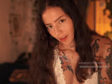 girl effylowell_ image #5337411