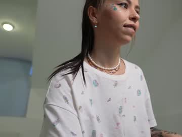 girl _say_yes image #5114743