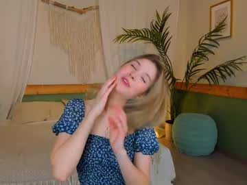 girl milablush image #6195567