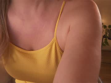 girl saltedhoney image #3782288
