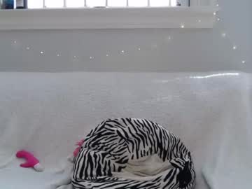 girl petitegirluvsdick image #3953530