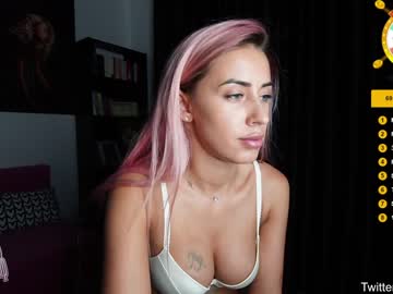 girl laurabae_ image #242105