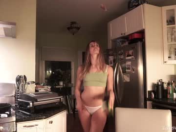 girl phoenix_taylor image #3519131