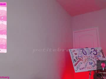 girl petitebrat image #4002997