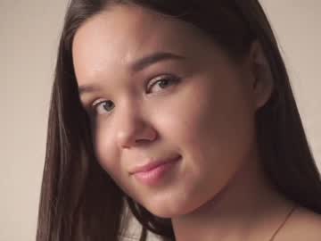 girl helenmoors image #3974404