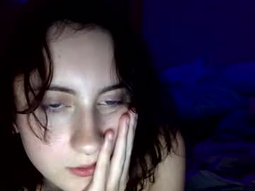 girl gonnanuut image #2481017