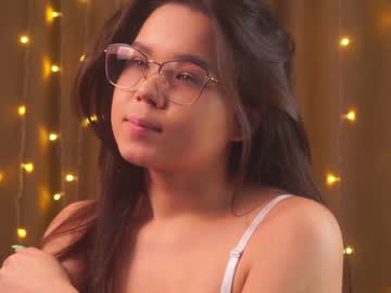 girl helenmoors image #4403374