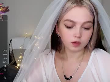 girl small_blondee image #5548246