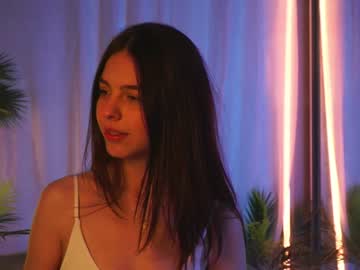 girl hannasthesia image #4013514