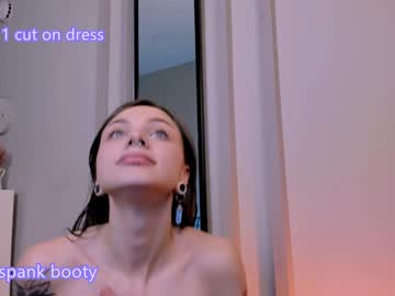 girl _levitation_ image #2756890