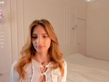 girl alishaamelia image #5526928