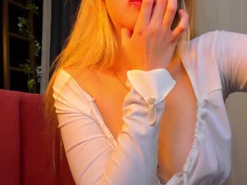 girl milablush image #5449362