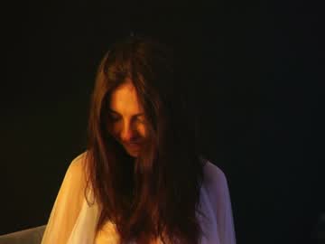 girl hannasthesia image #4040743