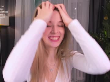 girl milablush image #3479893