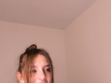 girl lesi_moon image #5015272