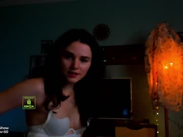 girl demurelixir image #3567953