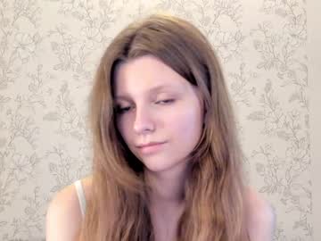 girl alainaestrada image #5482680