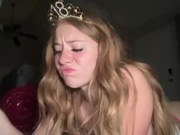 girl katewalsh2 image #4414486