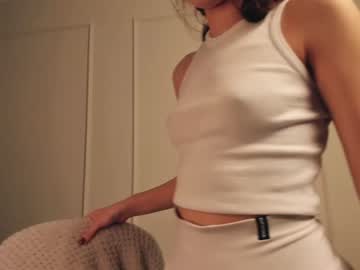 girl laa_ura image #6522684