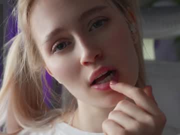girl sonyaericsson image #6926473