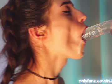 girl angels_kiss image #1352080