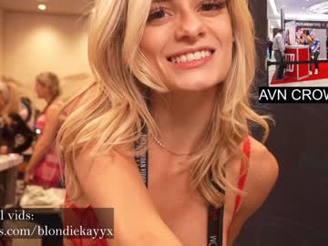girl blondiekayy image #3431960