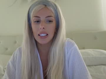 girl catberg image #4775275