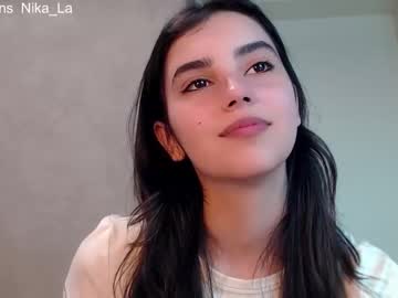 girl nika_la_sun image #4237716