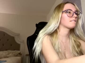 girl mariah95 image #4147799