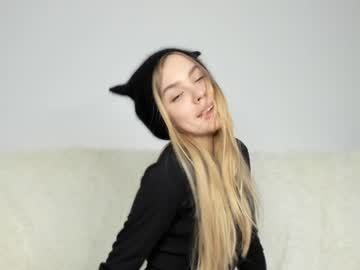 girl katya_loves image #3687202