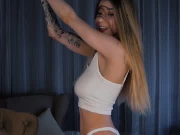 girl rich_roxy image #3986873