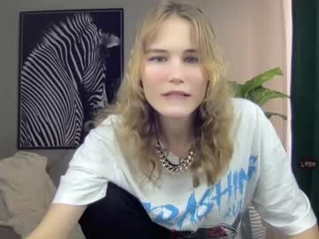 girl pae0n1a image #2716735