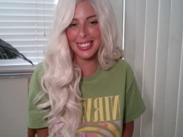 girl catberg image #5183451