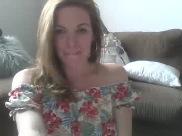 girl cloverqueen21 image #6628717